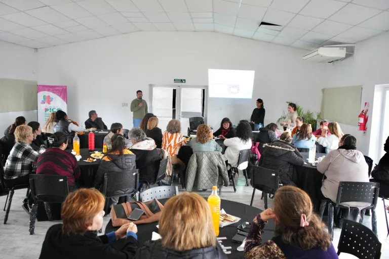 Ciclo de “mujeres en acción, finanzas para nosotras”, este viernes el último encuentro en el SUM del barrio Rucci