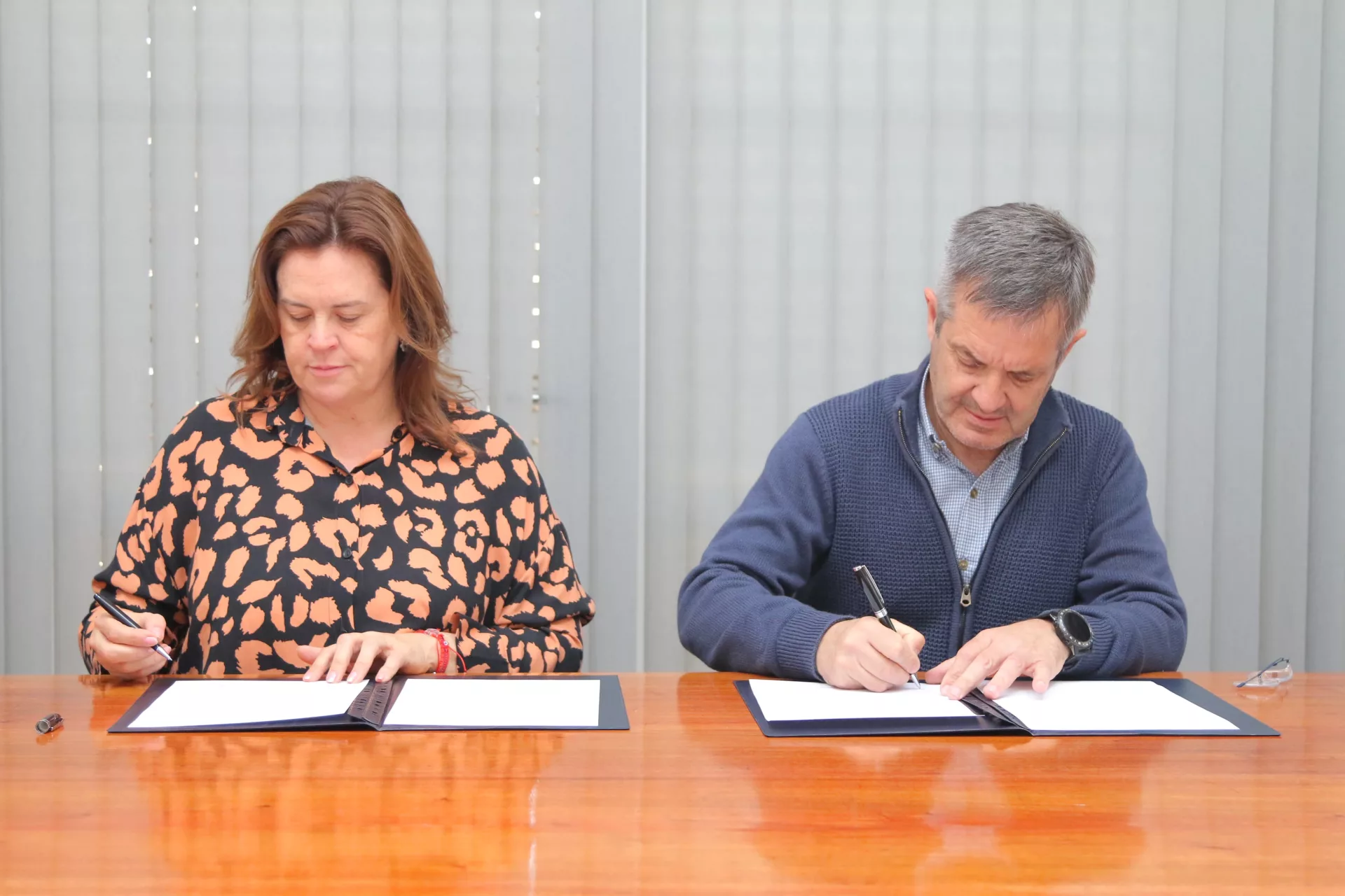 El municipio de Pico y el Colegio de Ópticos de La Pampa firmaron un convenio para garantizar lentes a personas sin recursos
