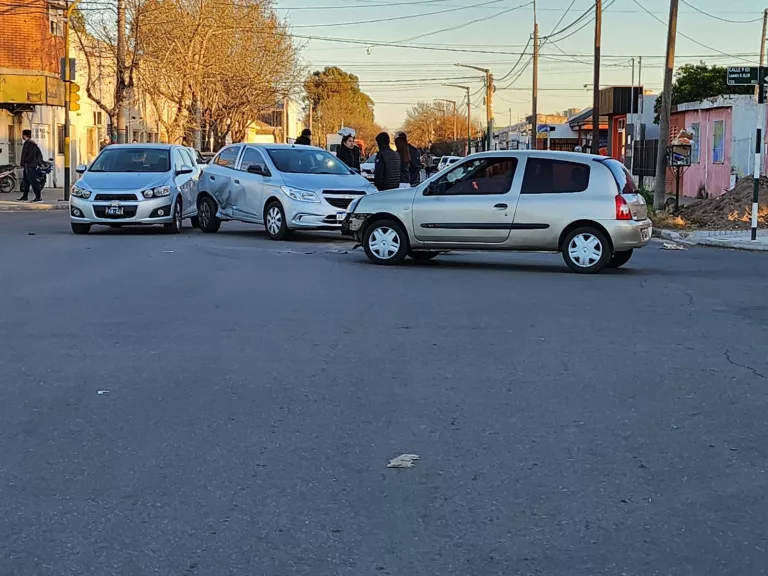Triple colisión en calle 9 y 116