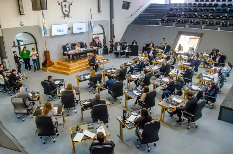 Mayoral convocó para a sesión extraordinaria para mañana
