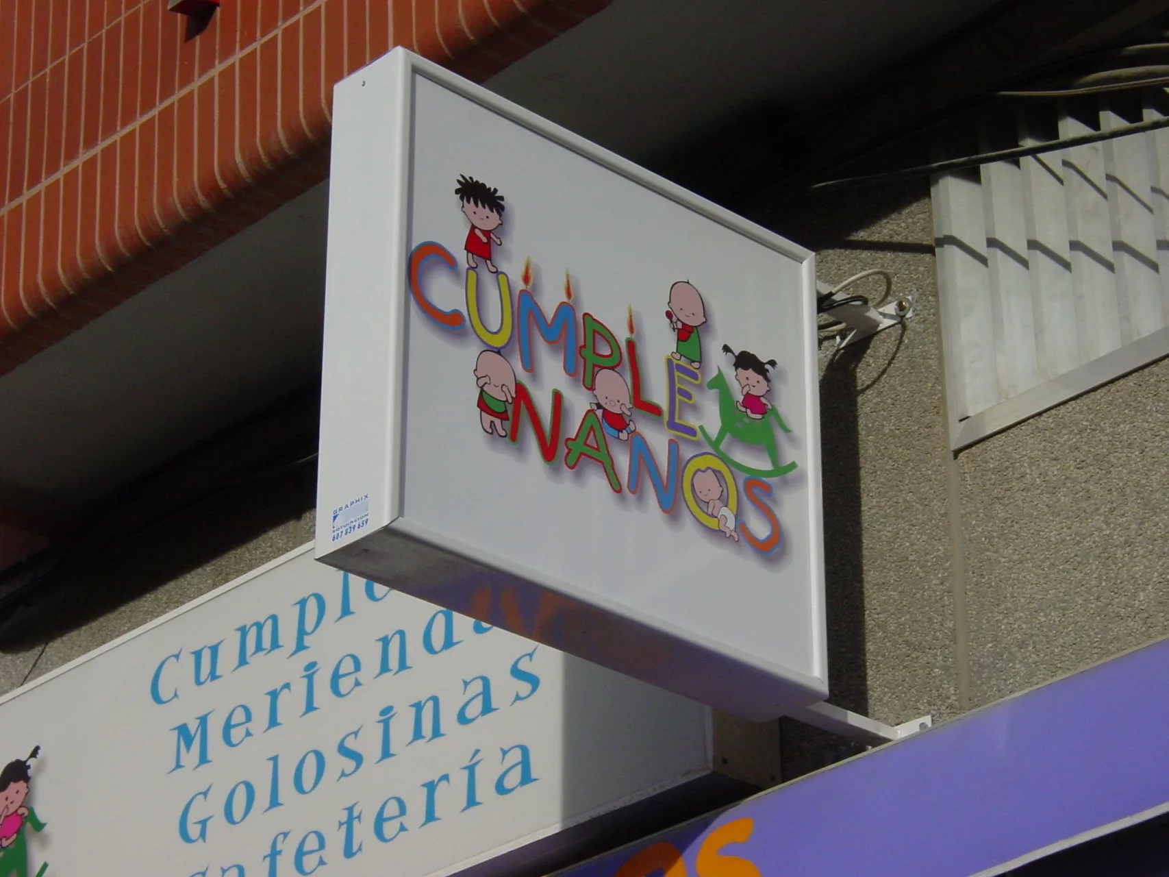 Concejales de la oposición proponen flexibilizar la ordenanza que prohíbe carteles “tipo bandera” dentro del ejido urbano de General Pico para permitirlo a quienes ya lo tengan