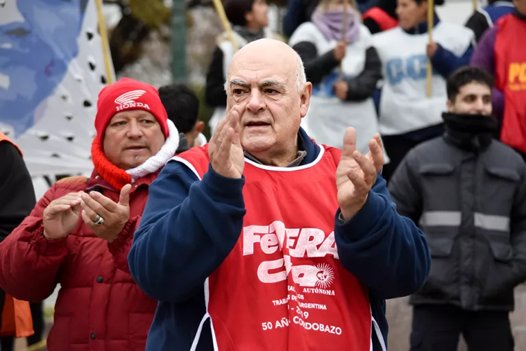La Intersindical adhiere al paro de la CGT y reclama un plan de lucha: “no alcanza con un paro por año”, dijo Acosta