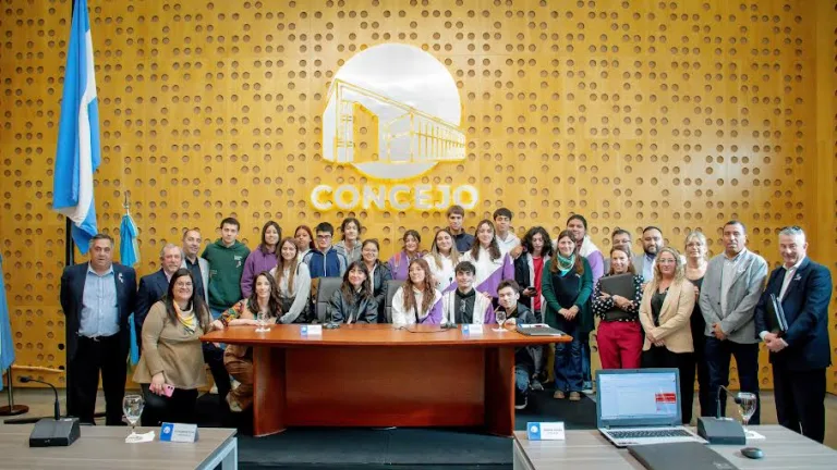 Alberto Campo: “Siempre es un placer recibir a los estudiantes en el Concejo Deliberante”