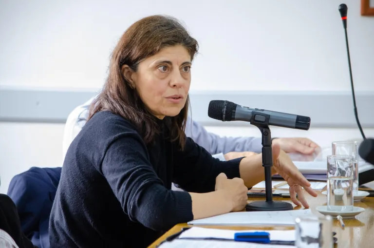 “La vacuna contra el dengue no sirve para cortar el brote, lo que sirve es el control del vector”, aseguró Ana Bertone