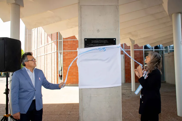 El Concejo de Pico descubrió una placa en el día de la Reafirmación de los Derechos Pampeanos sobre el río Atuel
