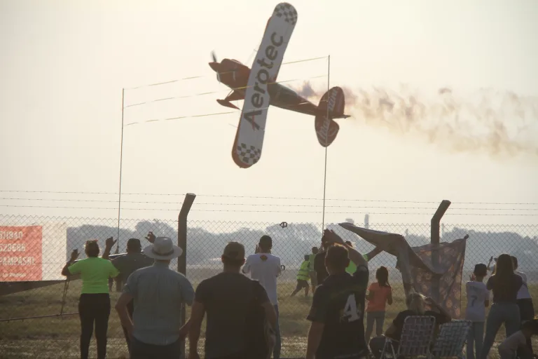 Las mejores 40 fotos en UltraHD que dejó la primera jornada del Festival Aéreo en General Pico