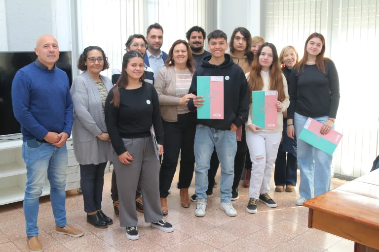 Convenios de prácticas profesionalizantes entre el municipio y el colegio “República de El Salvador”