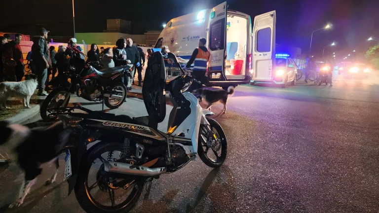 Grave siniestro vial en calle 442 y 409: una menor habría perdido piezas dentales