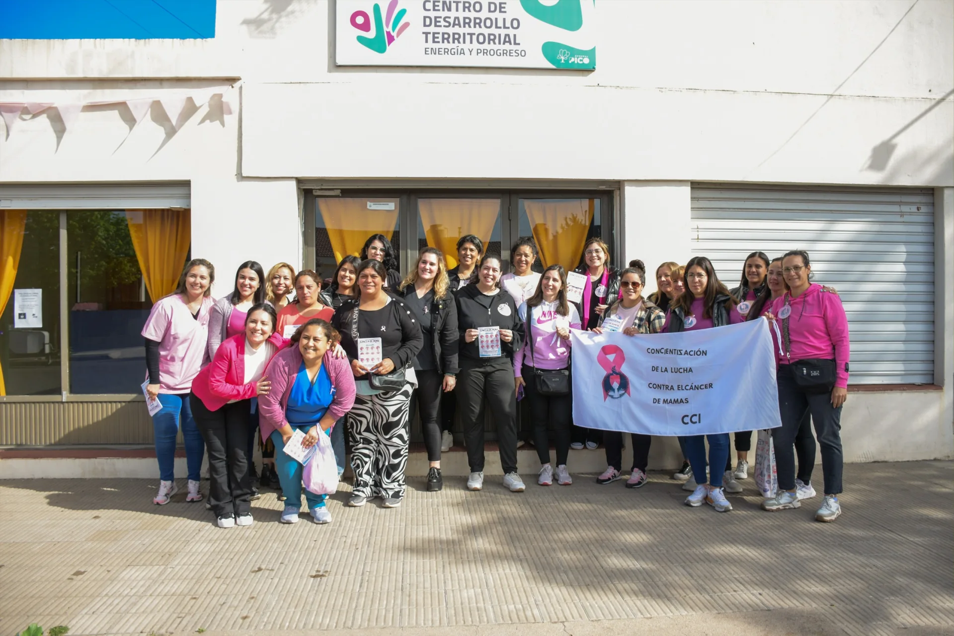 General Pico se une a la lucha contra el cáncer de mama con actividades de sensibilización en la comunidad