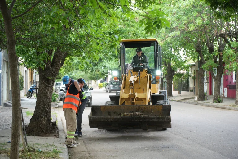 General Pico avanza con la 29° jornada integral de limpieza en el barrio Rucci