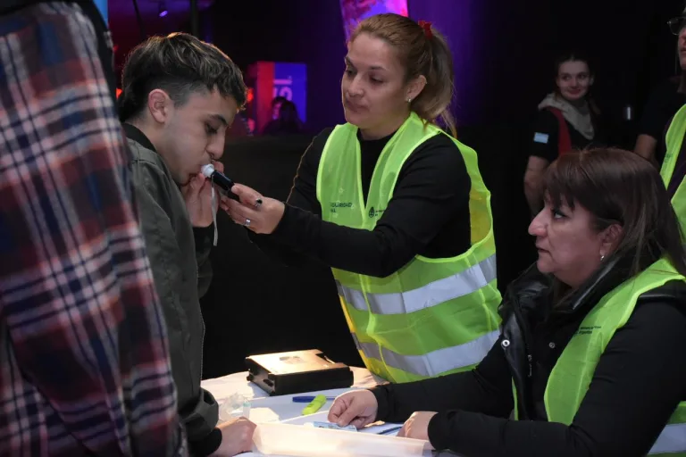General Pico lanza el programa ‘Seguro te divertís’ para una noche segura y responsable en el show de Dale Q’ Va