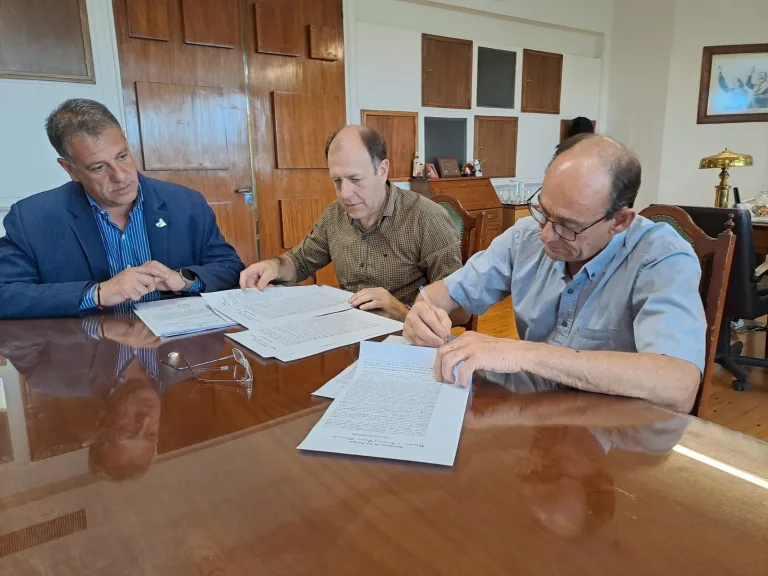 Cooperativa de Arata recibió  crédito para optimizar servicio de  telecomunicaciones