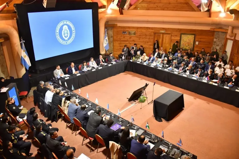 La Pampa reafirma su compromiso en la lucha contra el crimen en la IV Reunión Nacional de Seguridad Interior