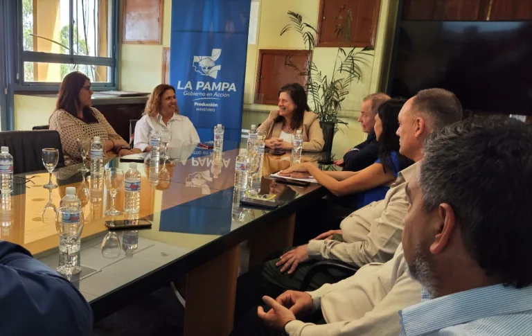 El Gobierno de La Pampa impulsa financiamiento millonario para fortalecer a la industria frigorífica y el Compre Pampeano