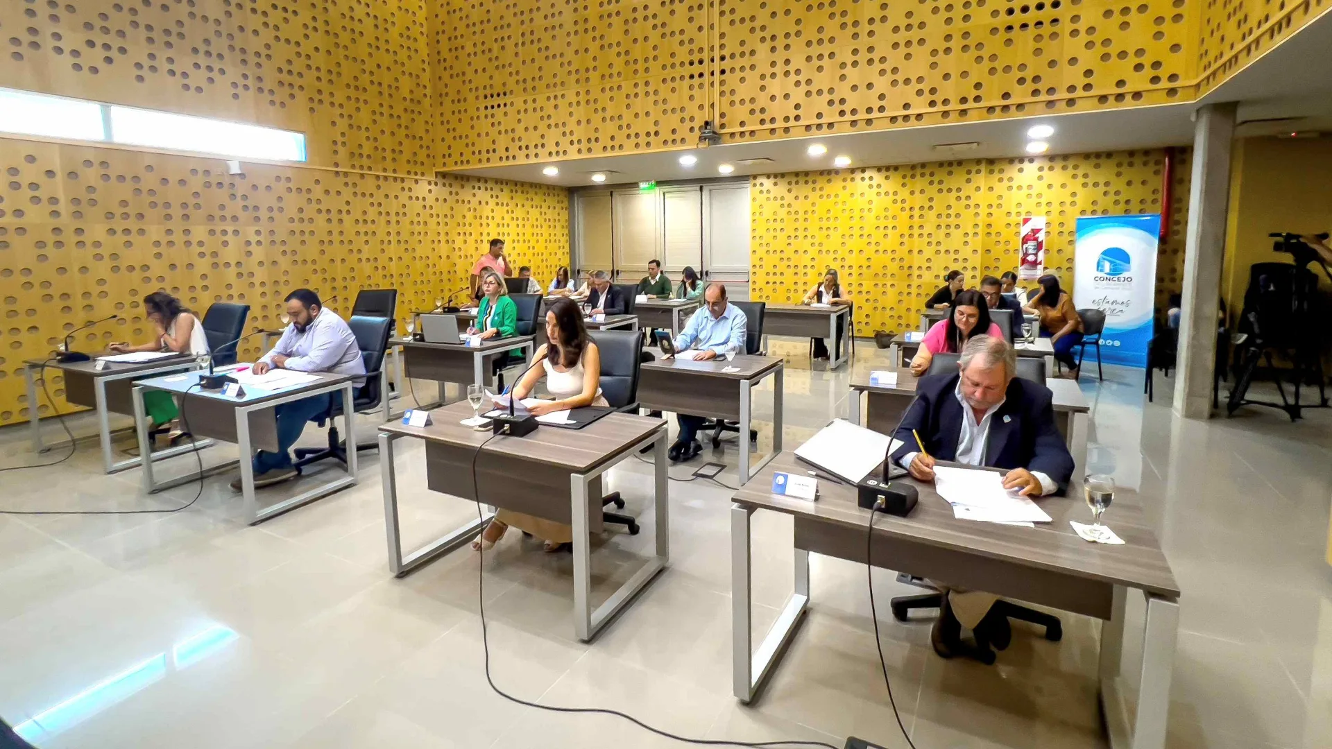 Ingresó el presupuesto 2025 en la sesión del Concejo Deliberante y pasó a comisiones para su tratamiento
