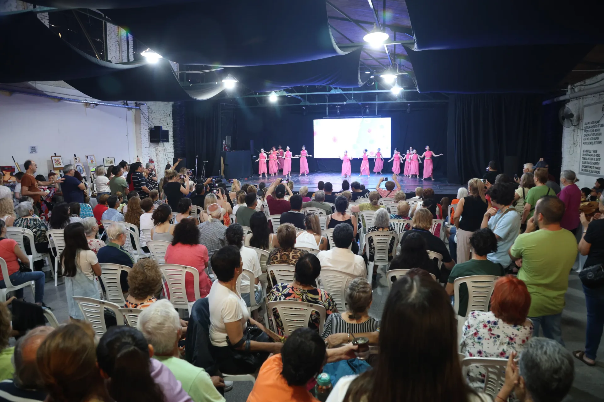 General Pico celebró su muestra anual de cultura: arte, música y danza brillaron en El Viejo Galpón