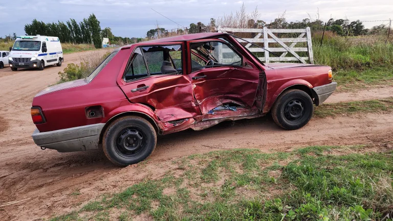 Accidente en Calle 500: una persona hospitalizada tras fuerte choque de dos vehículos