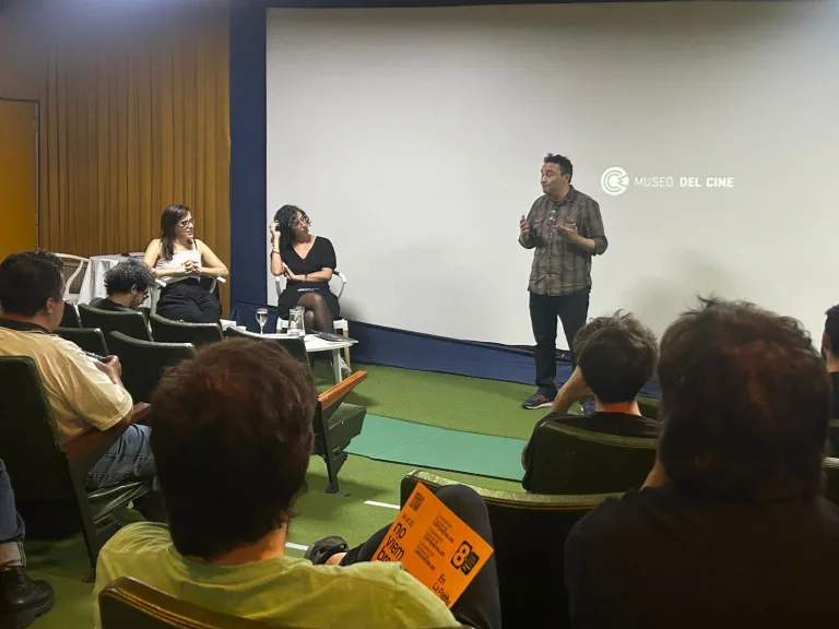 El Festival de Cine presentó una proyección especial de “La vuelta al nido” con charla de análisis