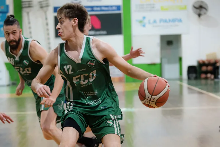 Ferro de Pico da un paso clave hacia la Liga Federal al vencer a Argentino en Trenque Lauquen