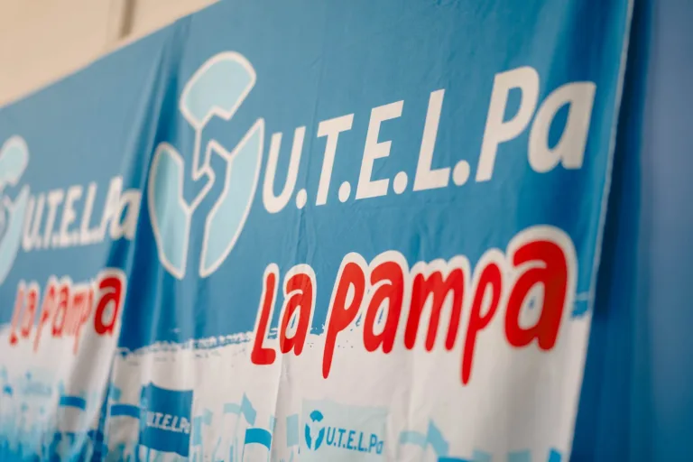 Sin acuerdo paritario, UTELPA confirma el paro del 2 de marzo y denuncia un “desmantelamiento” del sistema educativo