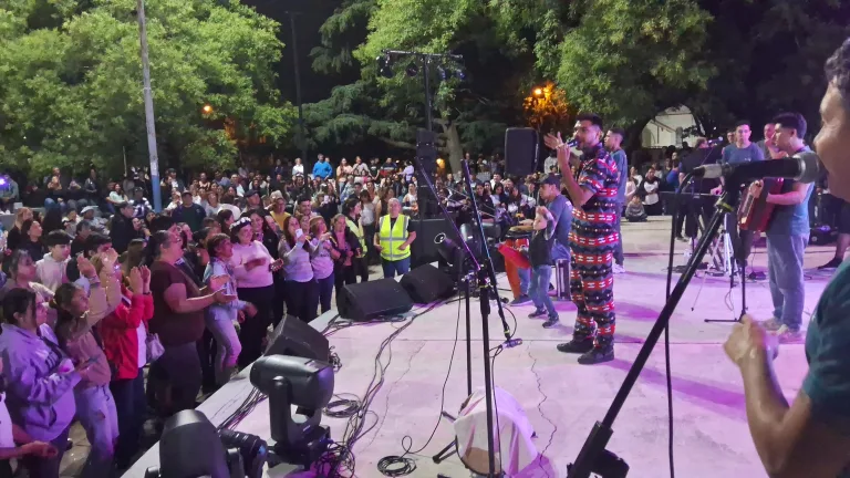 Intendente Alvear celebró su 128° aniversario con una gran fiesta popular
