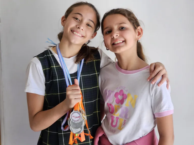 Agustina y Ámbar, jóvenes gimnastas piquenses: “queremos mejorar y llegar a los Juegos Olímpicos”