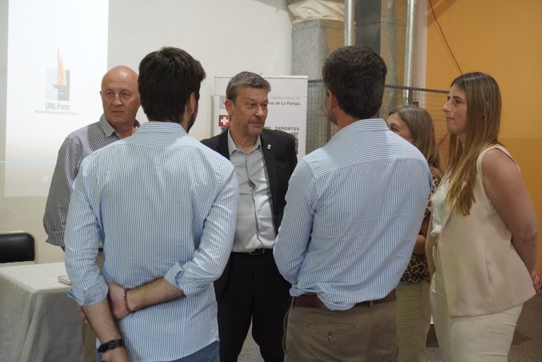 Se presentó la Tecnicatura Universitaria en el Cuidado de Personas Adultas 