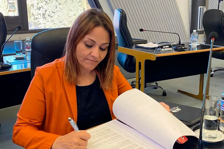 Clausura de residencia para adultos en General Pico impulsa debate sobre control y regulación en La Pampa