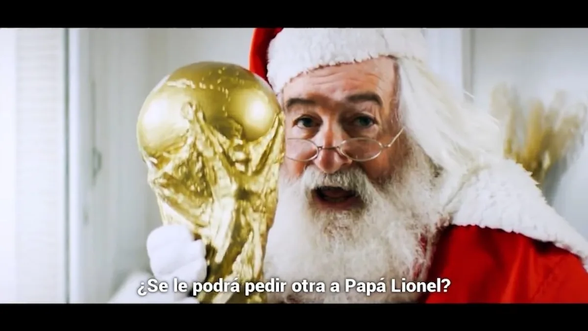 “Feliz Mundialidad”: el video de la AFA por el segundo aniversario de la Copa del Mundo de Qatar con un guiño de Papá Noel a Messi