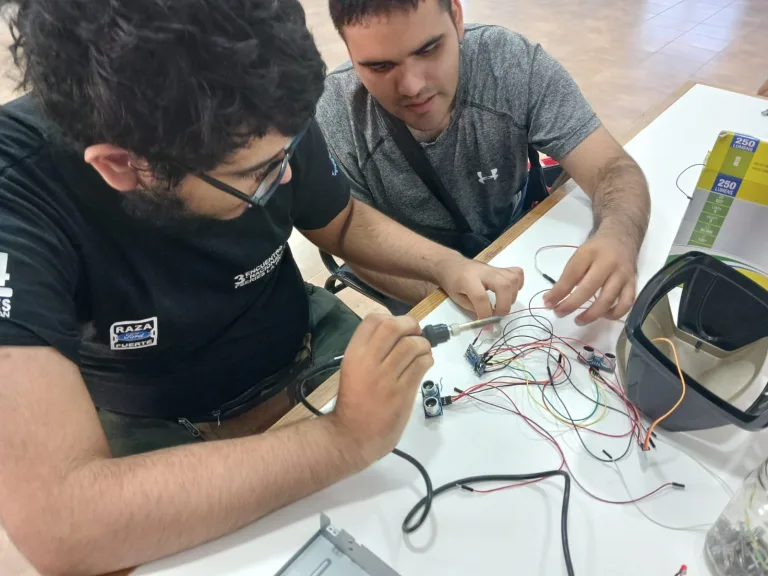 El Club de Ciencias local exhibirá sus innovaciones en una muestra abierta a la comunidad este 19 de diciembre