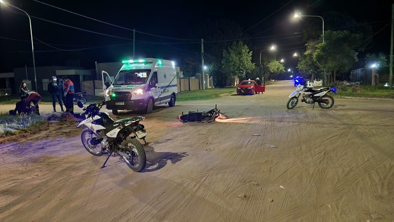 Accidente en la intersección de calle 39 y 8: motociclista hospitalizado