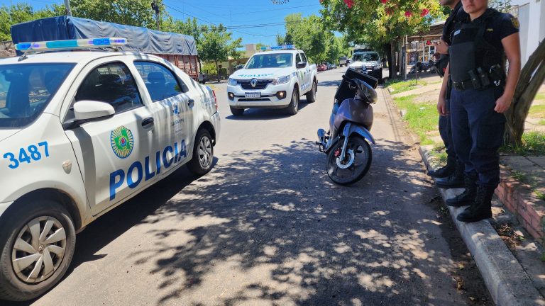 Asaltaron a mano armada a cadete de heladería: le llevaron la moto y 200 mil pesos