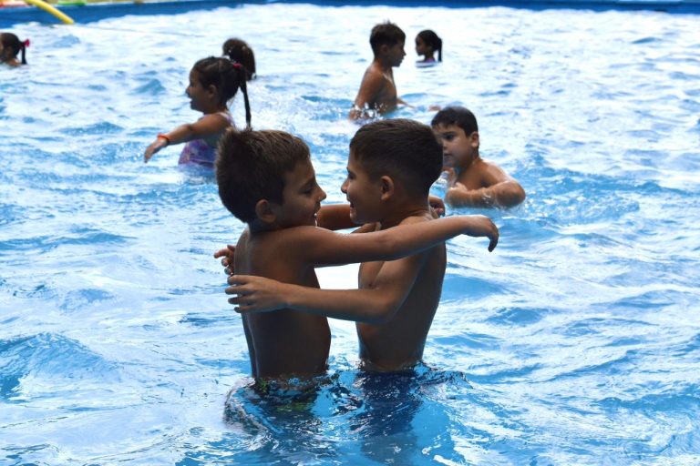 Visita a Pico en el marco de las recorridas oficiales por los Pro Vida de verano