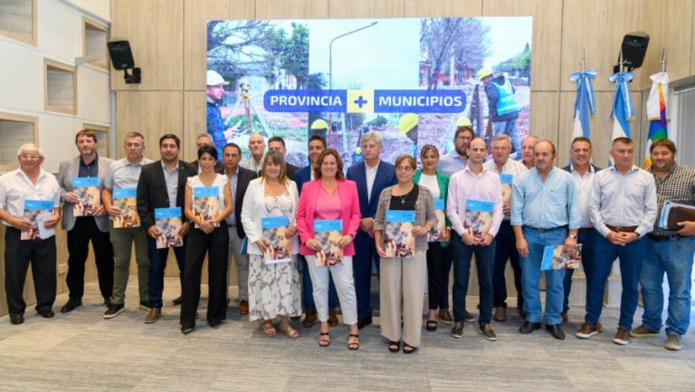 Obras de agua y saneamiento: intendentas e intendentes destacan su necesidad y valoran el esfuerzo del Gobierno provincial