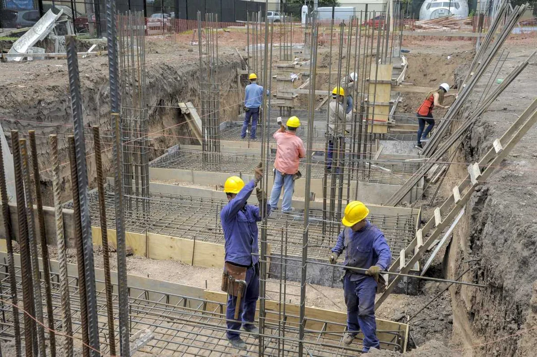 Retroceso del empleo registrado: cayó un 1,9% en un año, con más de 198.000 puestos perdidos