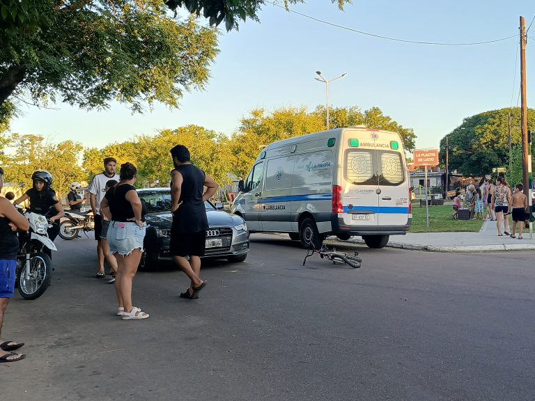 Un niño en bicicleta y un auto protagonizaron un siniestro vial