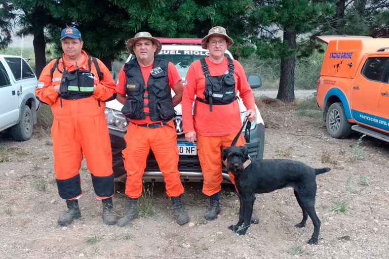 Brigada de Búsqueda con canes de La Pampa colabora en Chubut para localizar a una persona desaparecida desde 2022