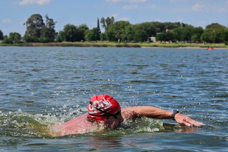 El pampeano Juan Cuadrelli se prepara para un nuevo desafío en la maratón de 34 km de Aguas Abiertas Chapetón-Paraná