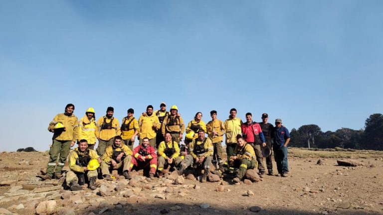 Relevan bomberos pampeanos en incendios de la Patagonia