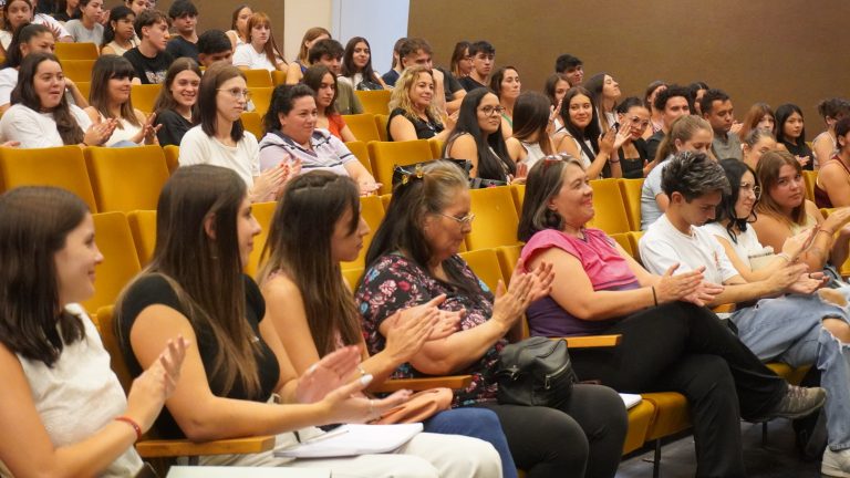 Económicas y Jurídicas: más de 1000 estudiantes iniciaron su camino académico