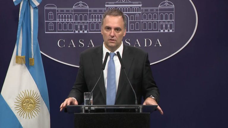 El Gobierno Nacional prohibió los traslados de cárceles por cuestiones de cambio de género y los tratamientos para cambio de género para menores de 18 años