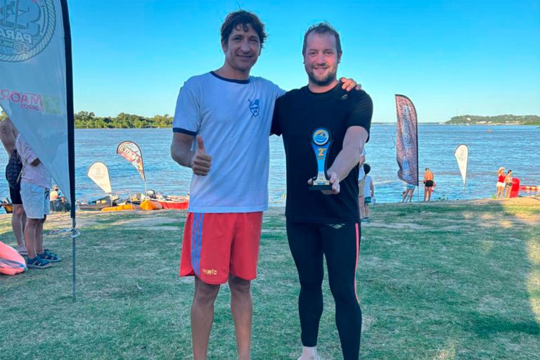 ORGULLO PAMPEANO: Juan Cuadrelli entre los mejores en la exigente maratón “Chapetón-Paraná” de 34 km en aguas abiertas