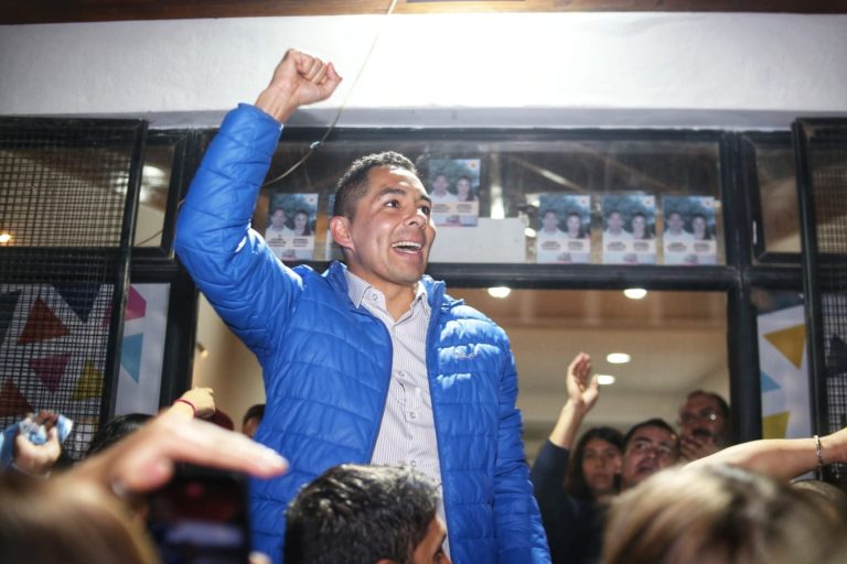 El intendente de 25 de Mayo se moviliza a Diputados para que se licite Medanito
