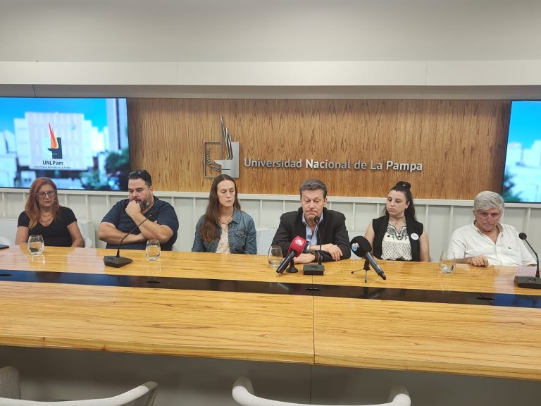 La UNLPam adelanta $100 mil a su personal: “Si seguimos así, la pasaremos muy mal”