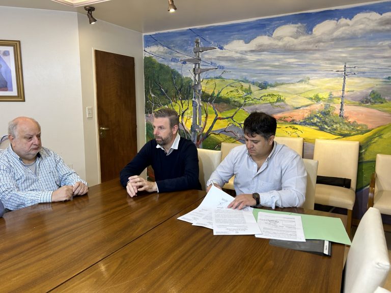 Gobierno realizará obra para ampliar capacidad de energía a una Cooperativa de Trabajo piquense
