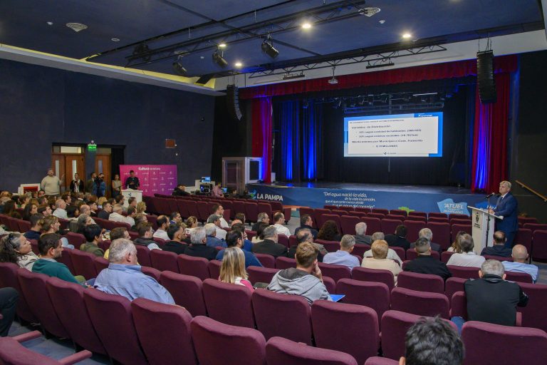 Programa de mejoramiento del parque automotor municipal: mira cuánto recibirá cada Municipio y Comisiones de Fomento