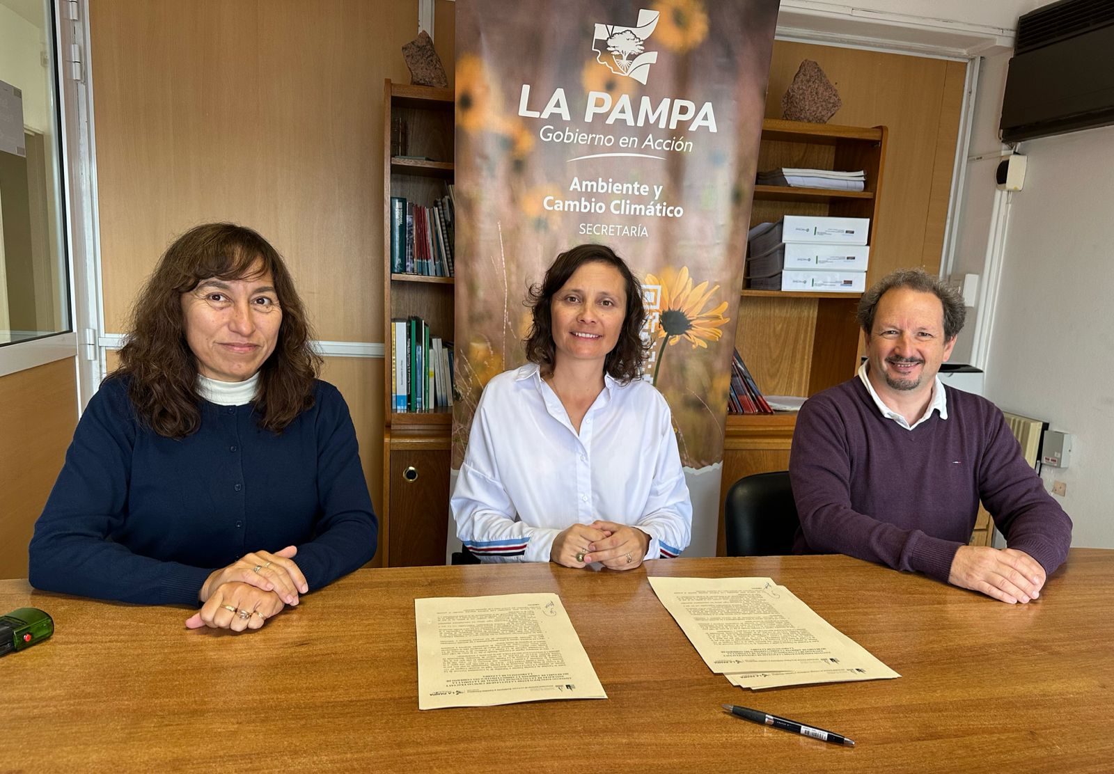 Ambiente y la Facultad de Exactas firmaron un convenio para impulsar prácticas profesionalizantes