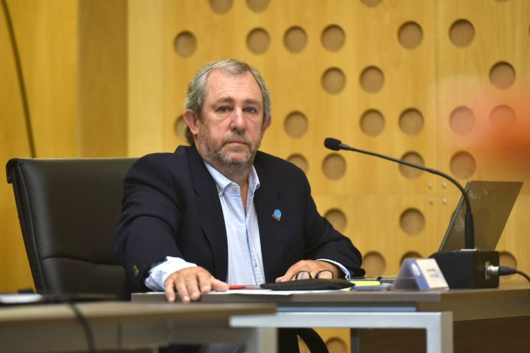 Tensión en el PRO pampeano: Arias denuncia “maniobras” tras la bajada de su lista