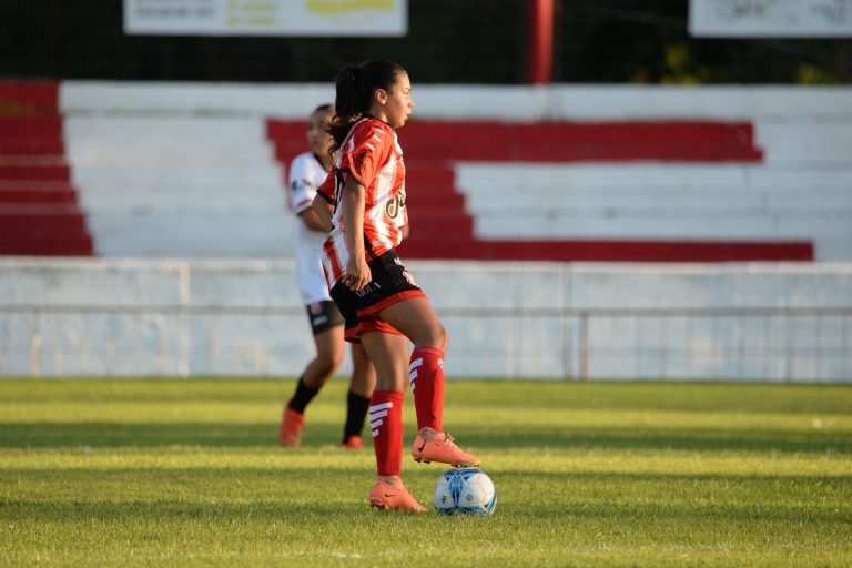 En el Pacaembú, se enfrentan los punteros Costa y Mac Allister