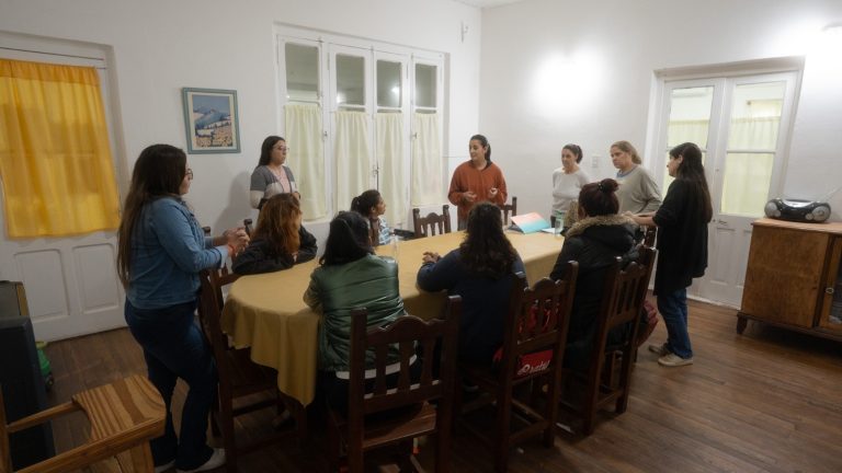 Jornada de orientación laboral para mujeres desempleadas se realizó en el Hogar de Mujeres de General Pico